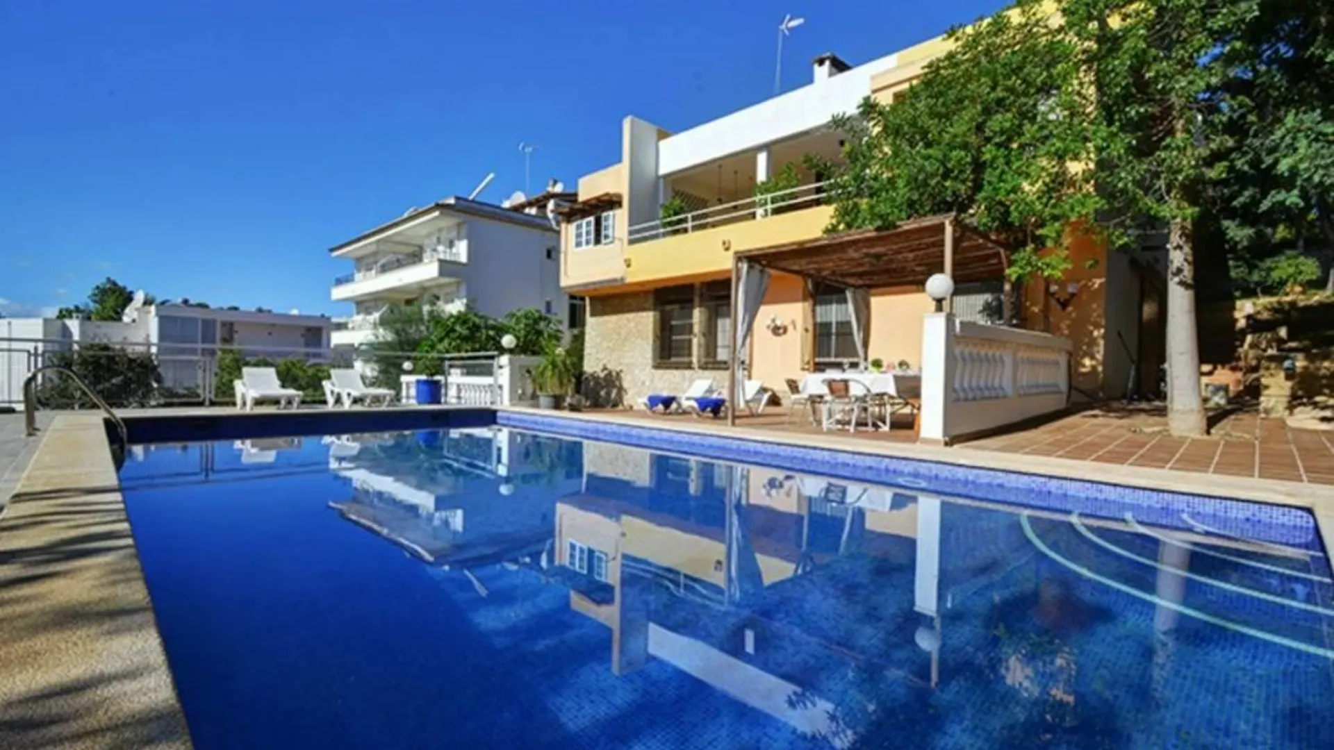 103945 - Villa In Santa Ponsa Calvià Spanien